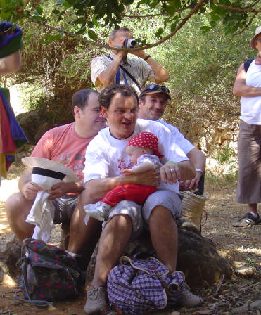  cel.lebrrem el nostre 25 aniversari amb una excursi al Refugi de Muleta; i un cop all frem una ballada popular amb tots els amics i amigues de l'estol