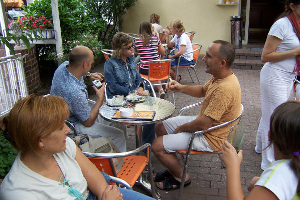  Prenent un gelat a Schee�el despr�s del viatge  18.07.07