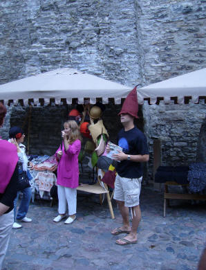 Murades de Tallin i mercat medieval.
