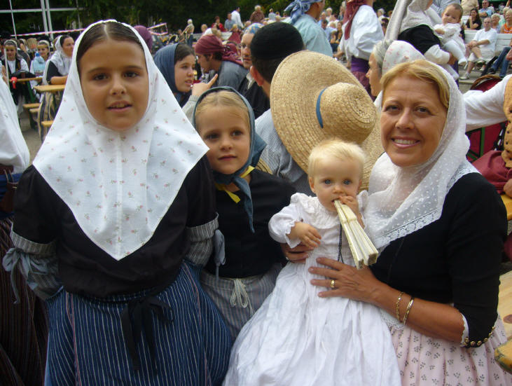 Participaci de l'Estol de Tramuntana al Festival Swiatowy Przeglad Folkloru Integracje 2006